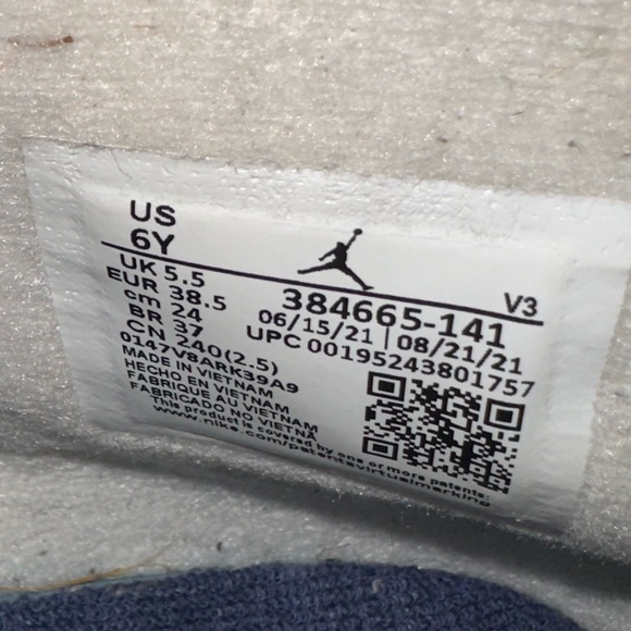Kids air Jordan 6 midnight navy size 6y - Picture 6 of 6